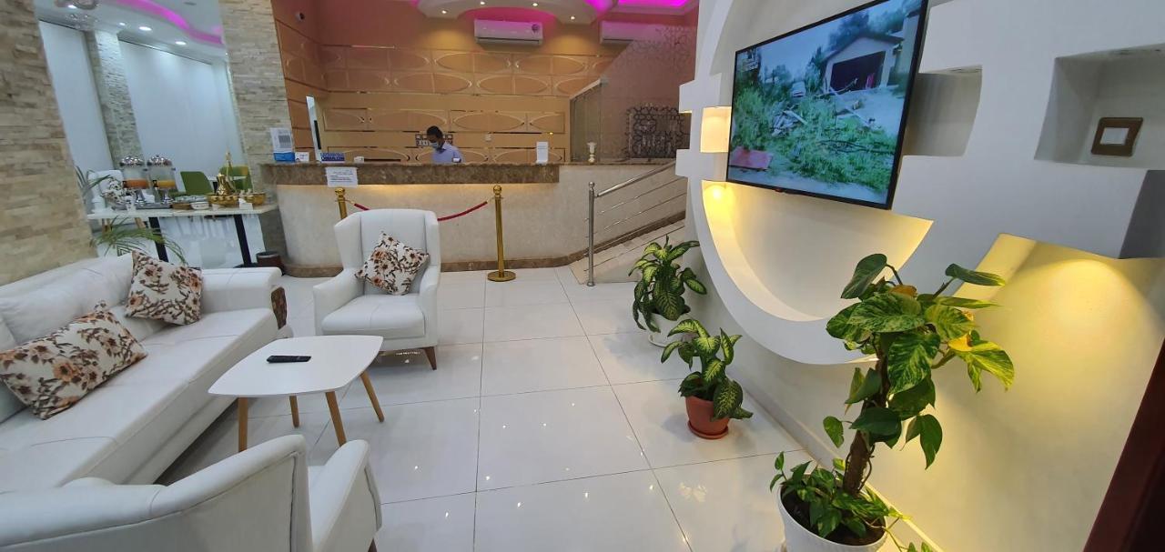 Al Deafah Hotel Apartment الضيافة للشقق الفندقية Al Buraimi Esterno foto