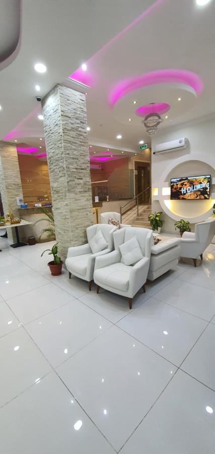 Al Deafah Hotel Apartment الضيافة للشقق الفندقية Al Buraimi Esterno foto