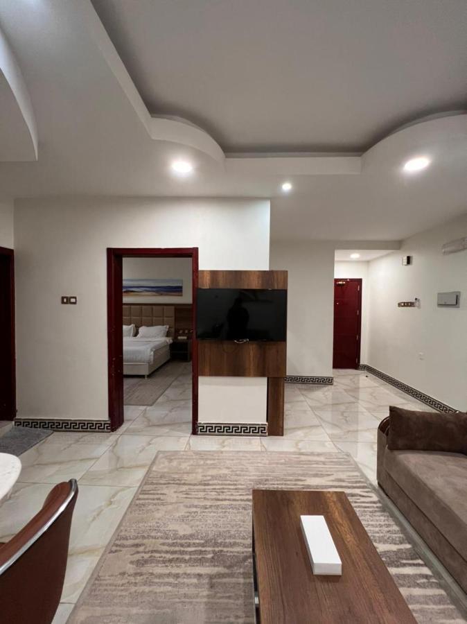 Al Deafah Hotel Apartment الضيافة للشقق الفندقية Al Buraimi Esterno foto